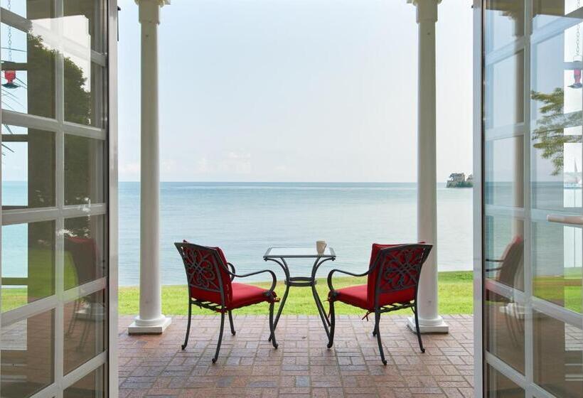 ホテル Somerset A Private Retreat