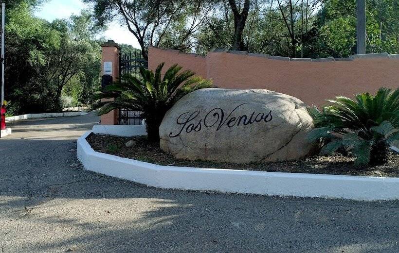בית מלון כפרי Sosventos Village