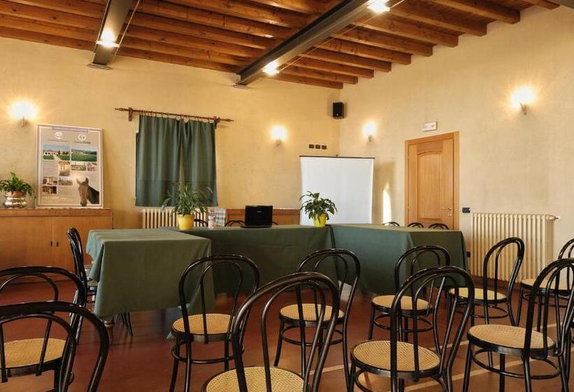 酒店 Tenuta Le Sorgive Agriturismo