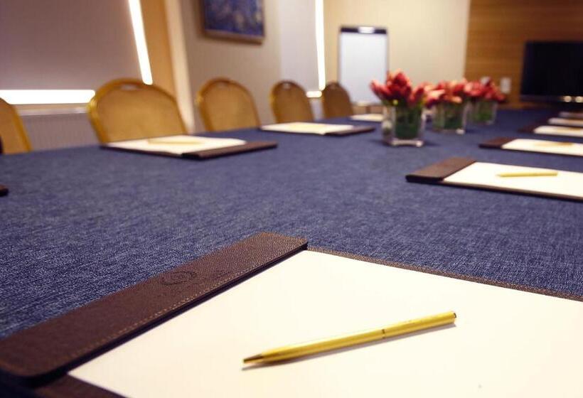 The Corporate Hotel Convention Centre