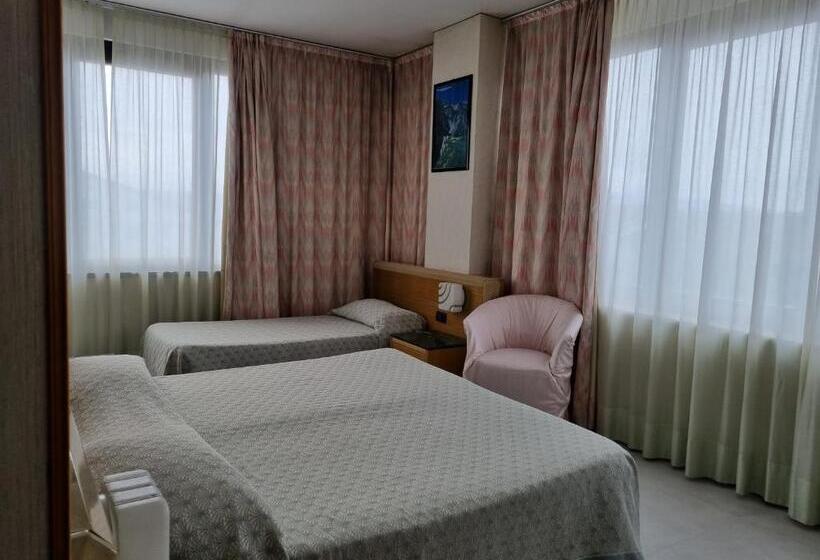 בית מלון כפרי Thema