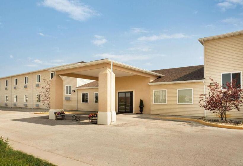 فندق Travelodge By Wyndham Gillette