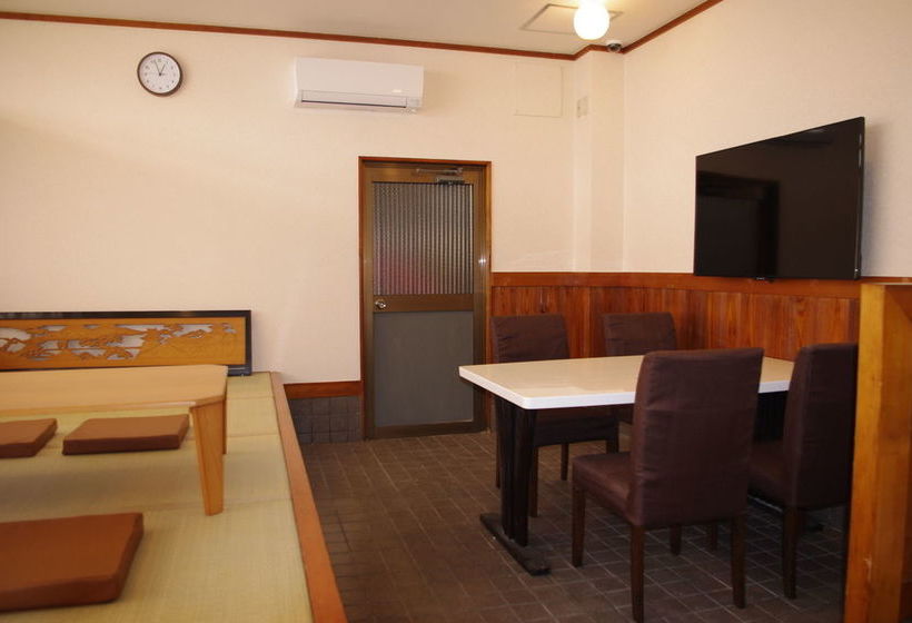 호텔 Tsubaki House