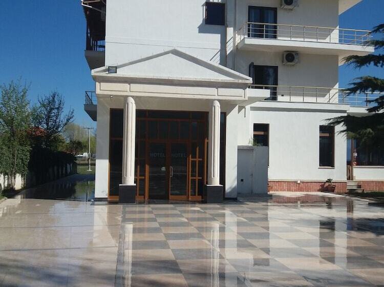 בית מלון כפרי Victoria