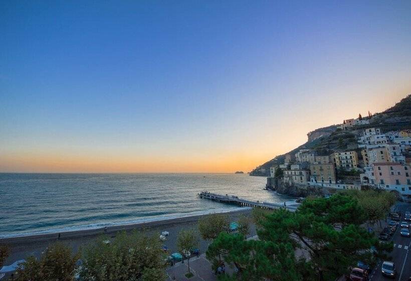 ホテル Villa Isabella