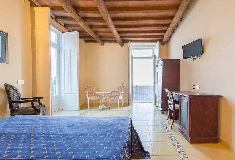 ホテル Villa Isabella