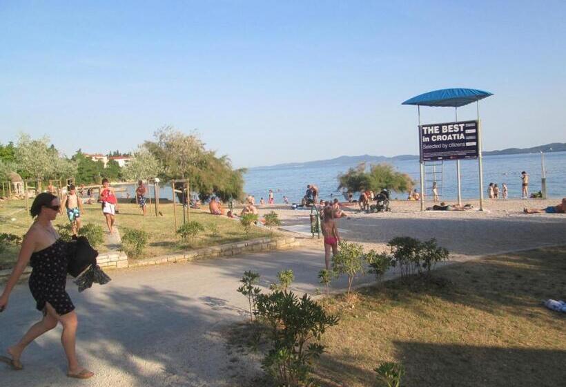 ホテル Villa Nada