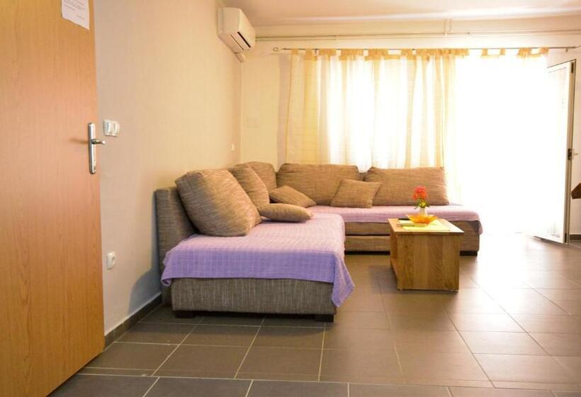 ホテル Villa Nada