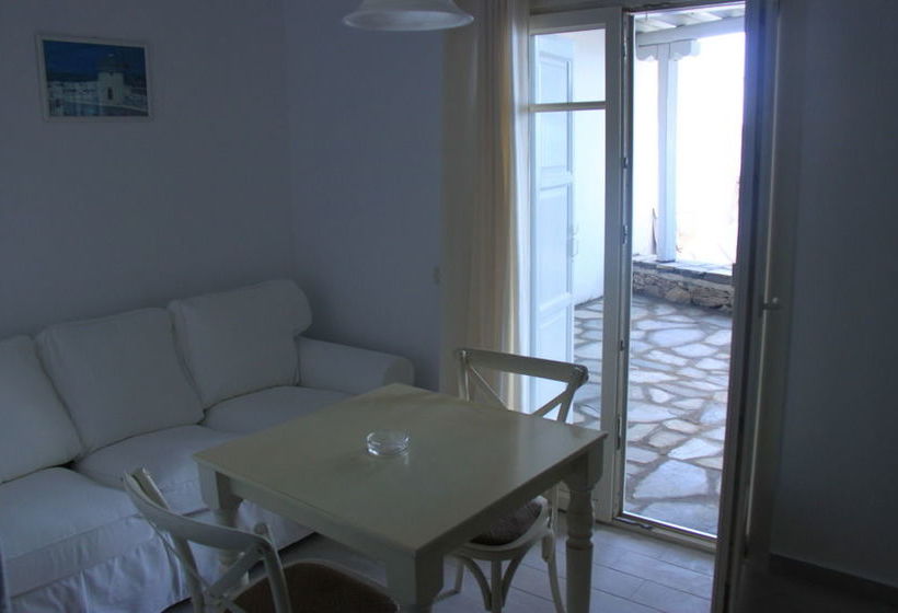 Maroulina's Boutique Studios & Apartments