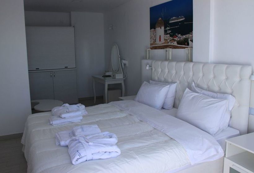 Maroulina's Boutique Studios & Apartments