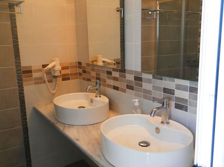 Maroulina's Boutique Studios & Apartments