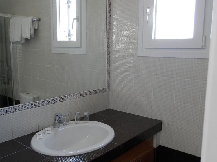 Maroulina's Boutique Studios & Apartments