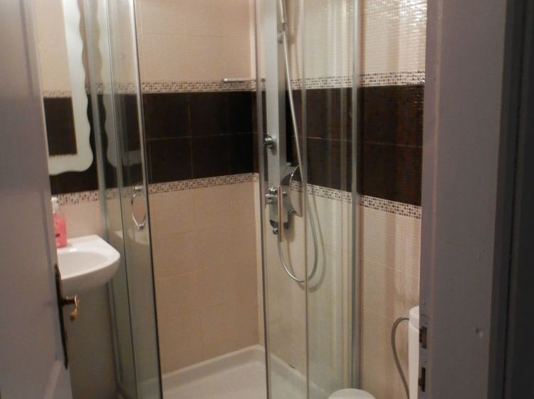 Maroulina's Boutique Studios & Apartments