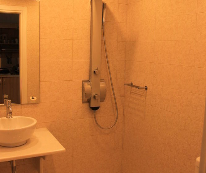 Maroulina's Boutique Studios & Apartments