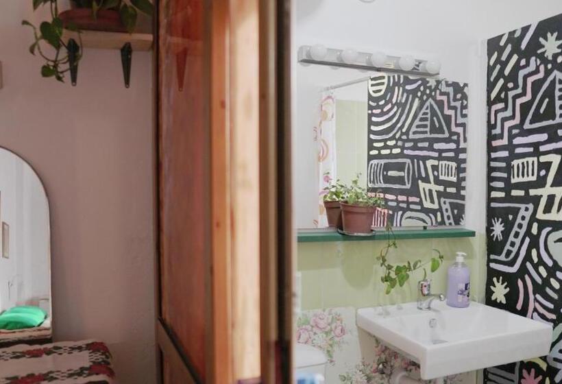 Mi Casa Es Tu Casa Shkodra Backpackers Hostel