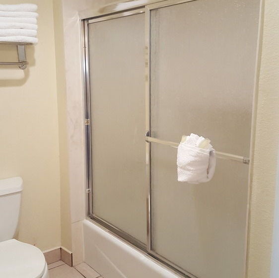 מוטל Travel Plaza Inn