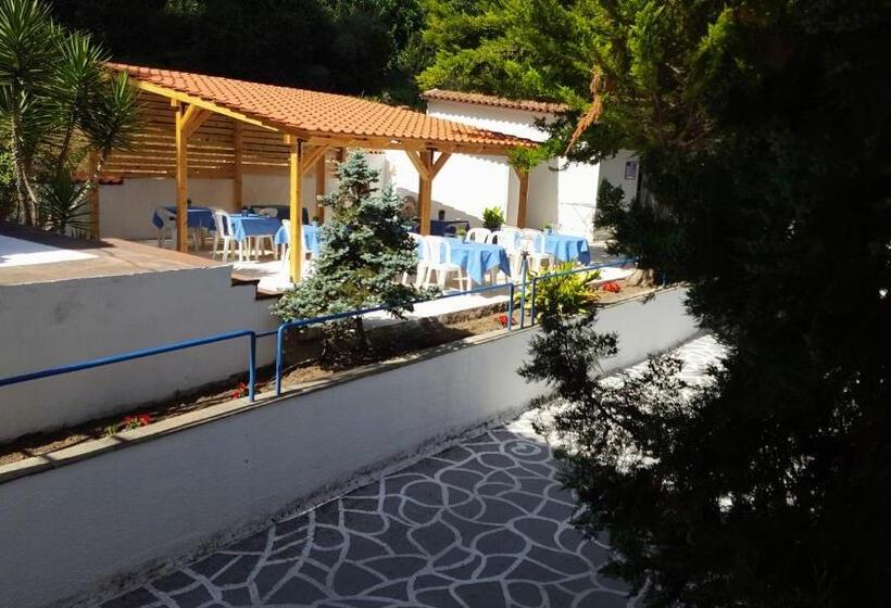 Roditsa Patritsia Apartments