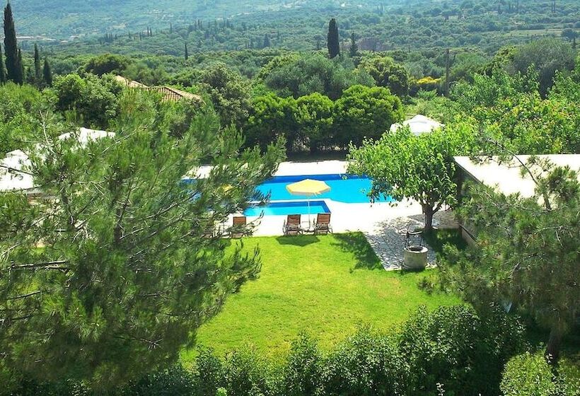 Stalaktites Studios And Apartments