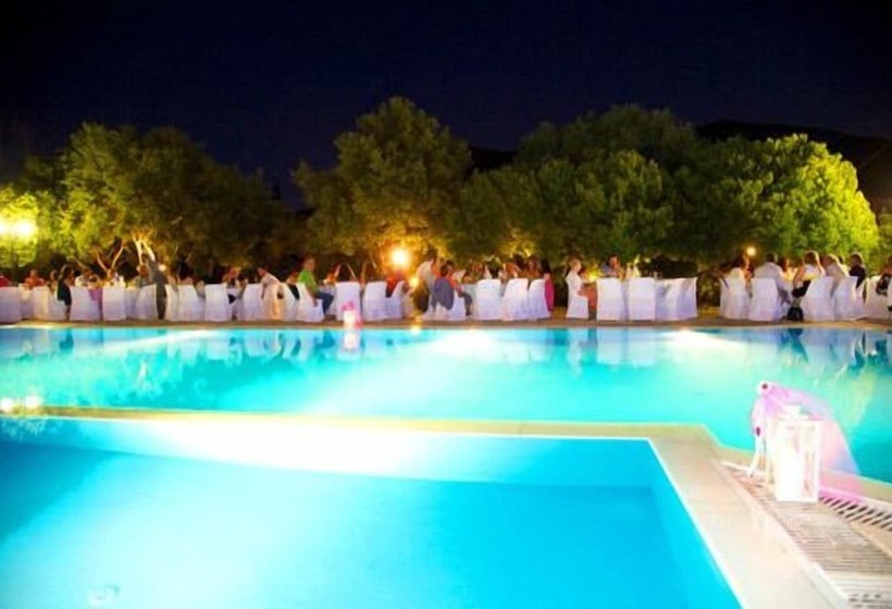 Stalaktites Studios And Apartments