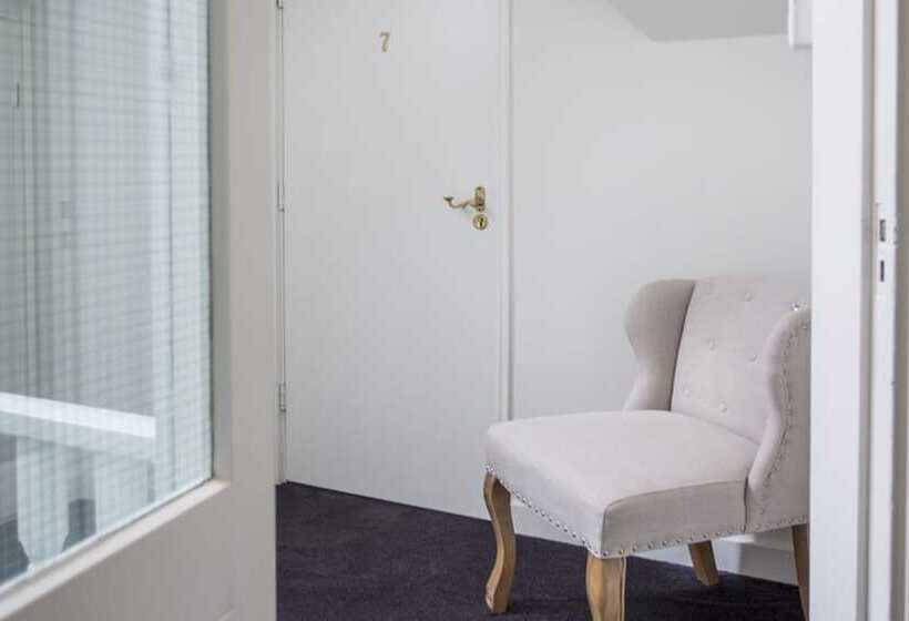 Zenzez Hotel & Lounge