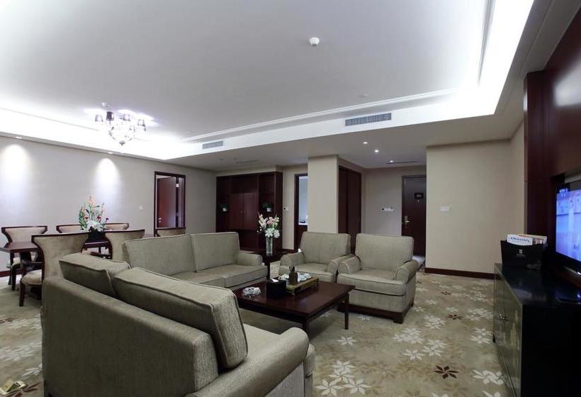 בית מלון כפרי Linyi Blue Horizon International  Yi He