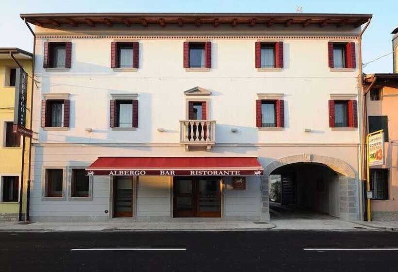 בית מלון כפרי Albergo Leon Bianco Gonars