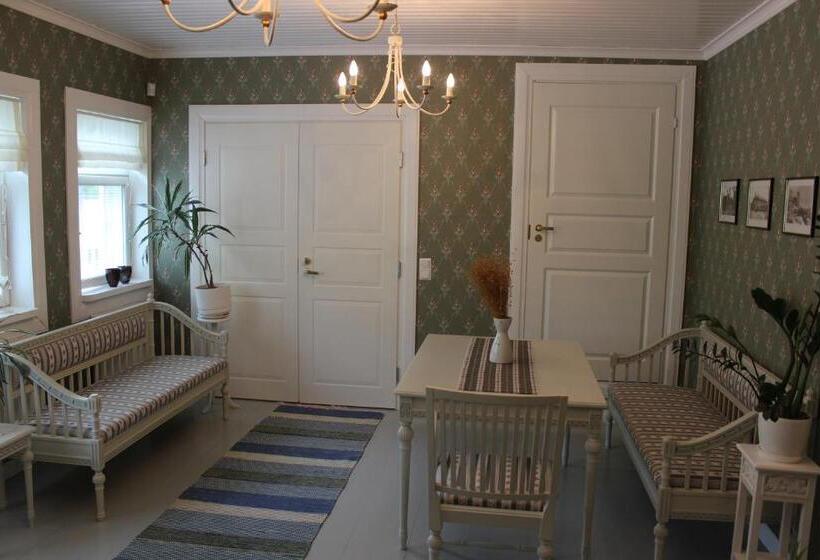 فندق B&b Lomamokkila