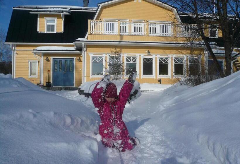 فندق B&b Lomamokkila