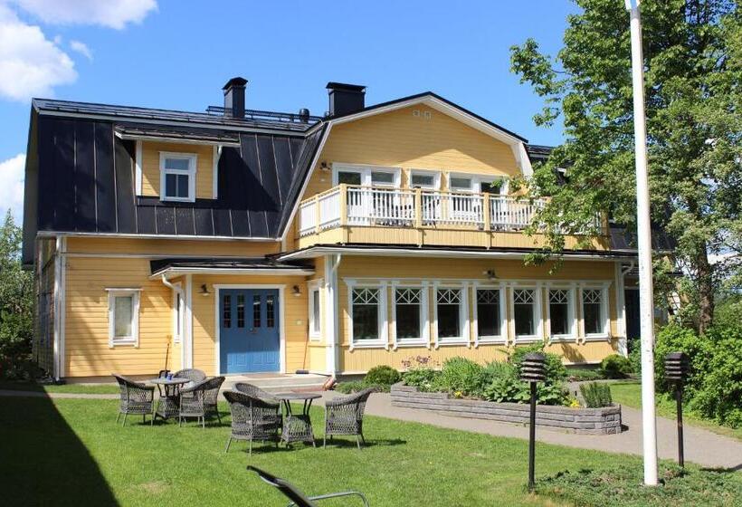 فندق B&b Lomamokkila