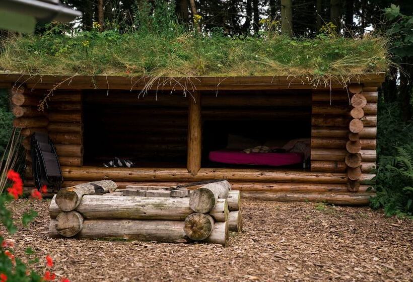 فندق By The Bridge Bed & Breakfast