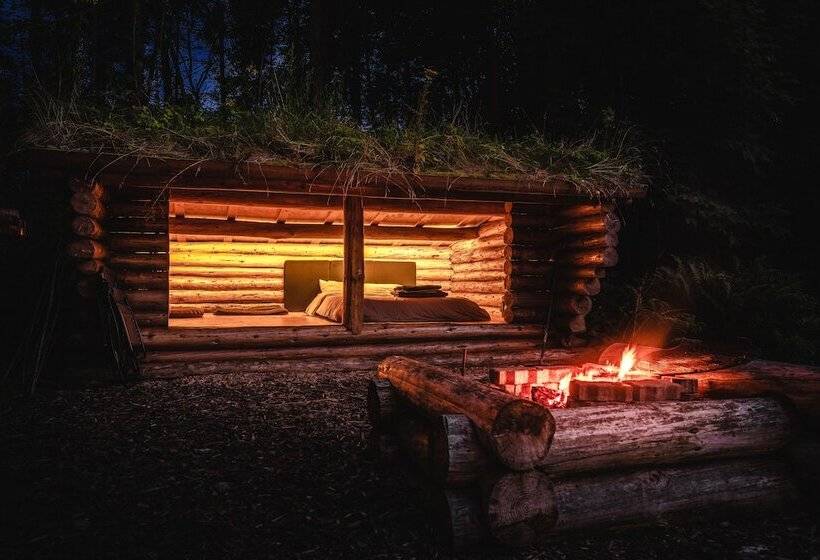 호텔 By The Bridge Bed & Breakfast