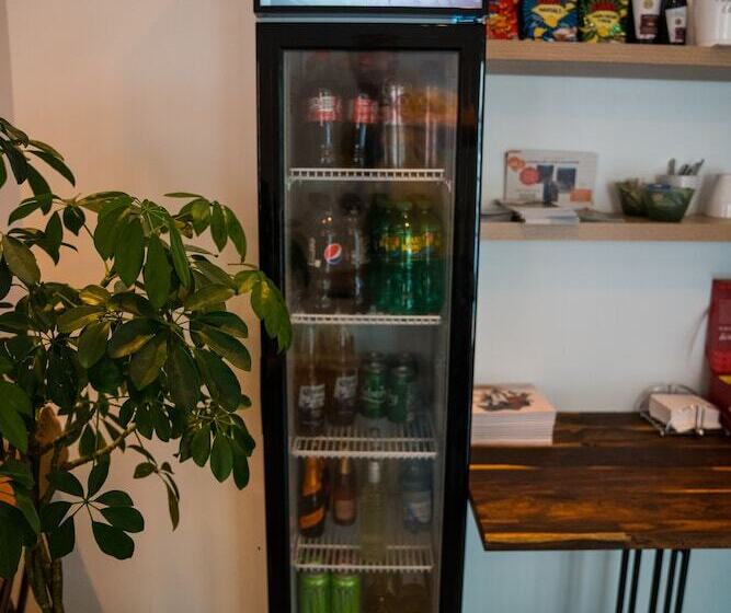 فندق By The Bridge Bed & Breakfast