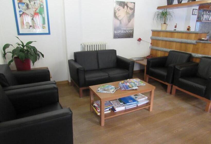 호텔 Casa Alpina Don Guanella