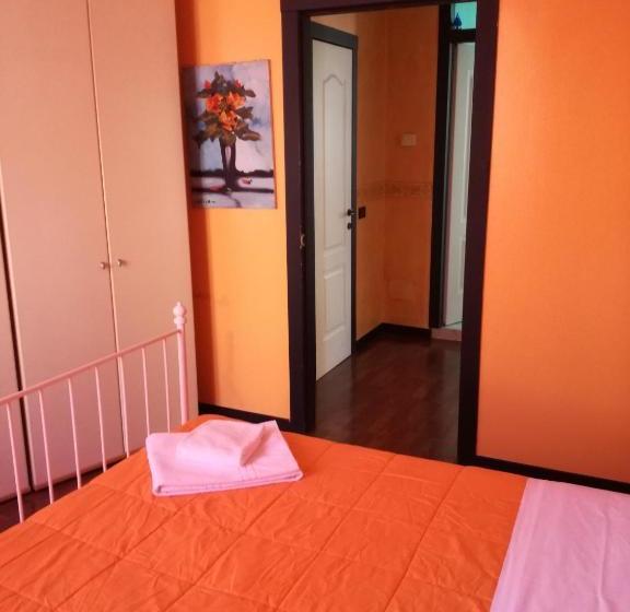 هتل Casa Vacanze Piazza Bergamo