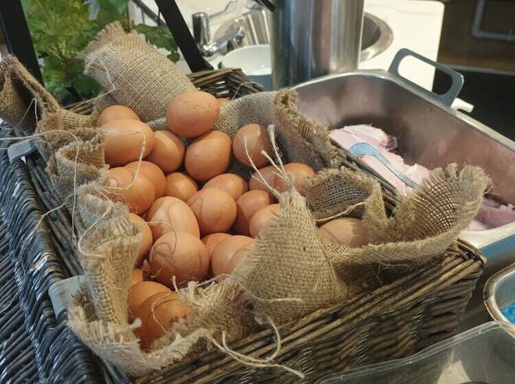 فندق Cim Business Centre