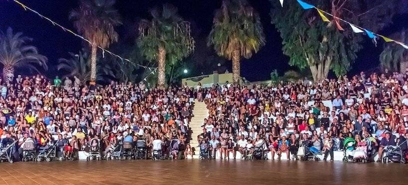 فندق Club Residence La Castellana