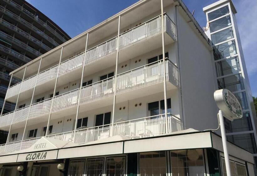 ホテル Gloria