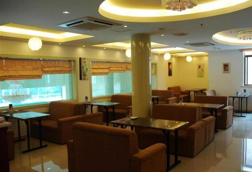 Otel Greentree Inn Chongming Nanmen Express
