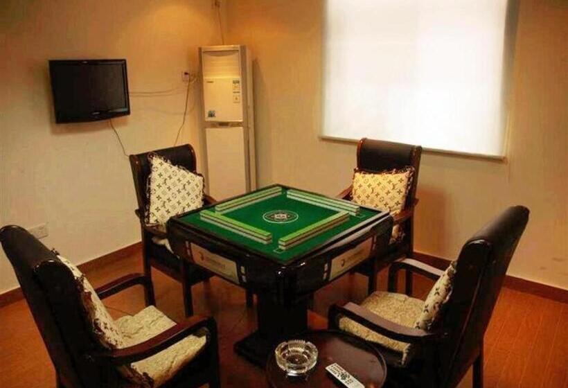 Otel Greentree Inn Chongming Nanmen Express