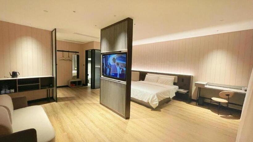 Hanting Hotel Luoyang Sports Center