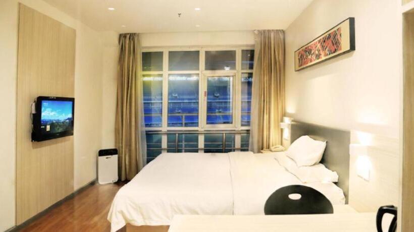 Hanting Hotel Luoyang Sports Center