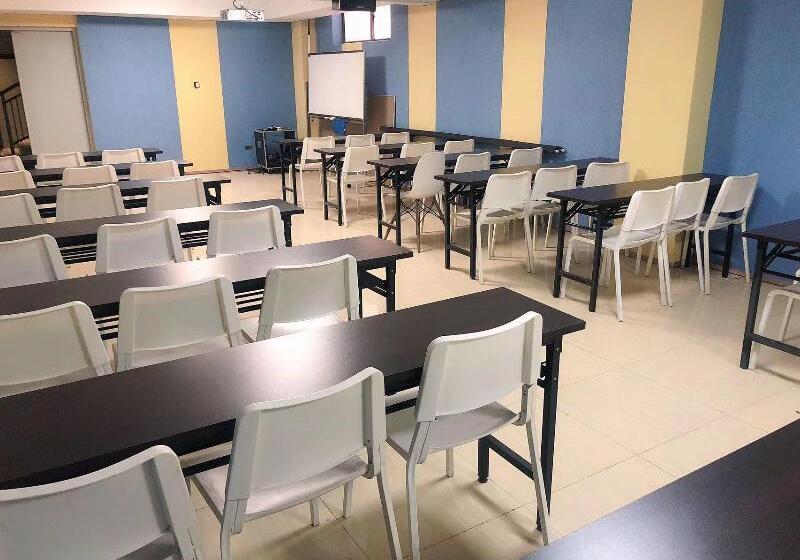 Hotel Hanting  Nanjing Xinjiekou Huaqiao Road