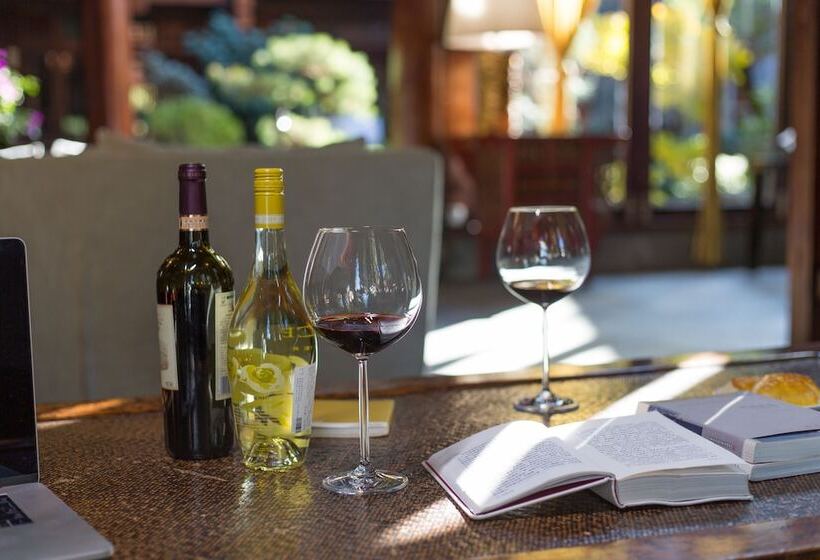 هتل Jun Bo Xuan Boutique