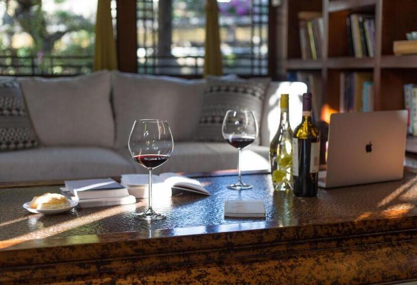 هتل Jun Bo Xuan Boutique