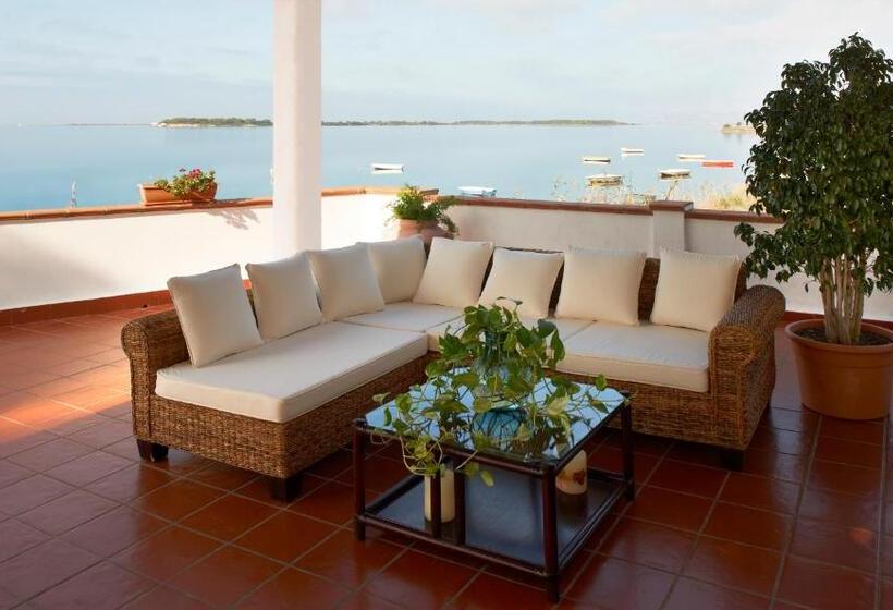 Отель Laguna Dei Fenici