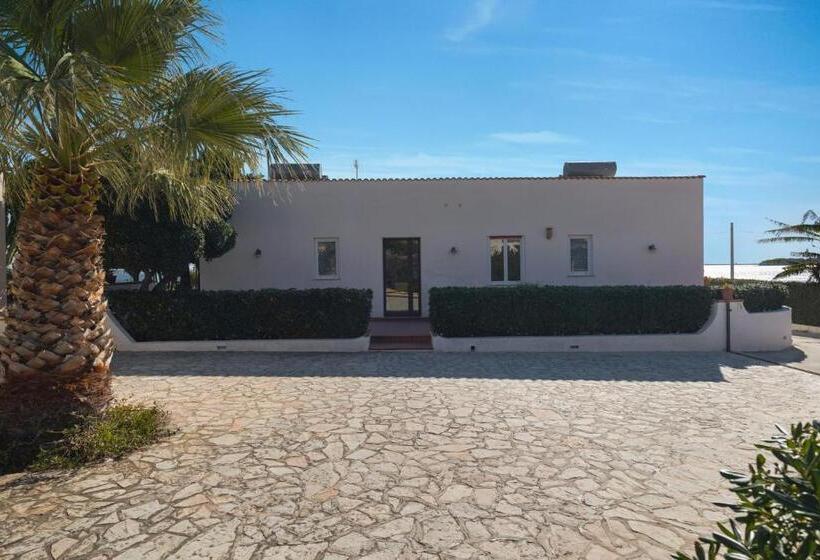 Отель Laguna Dei Fenici