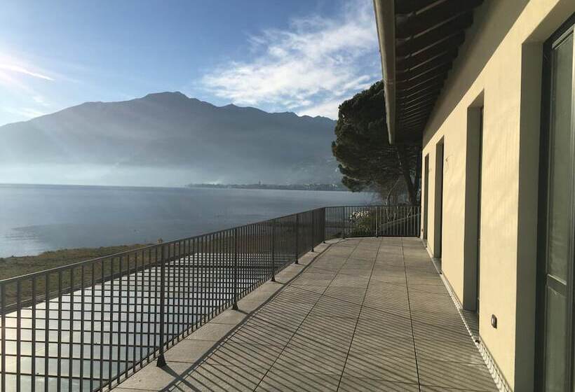 Отель Lake Como Beach Hostel