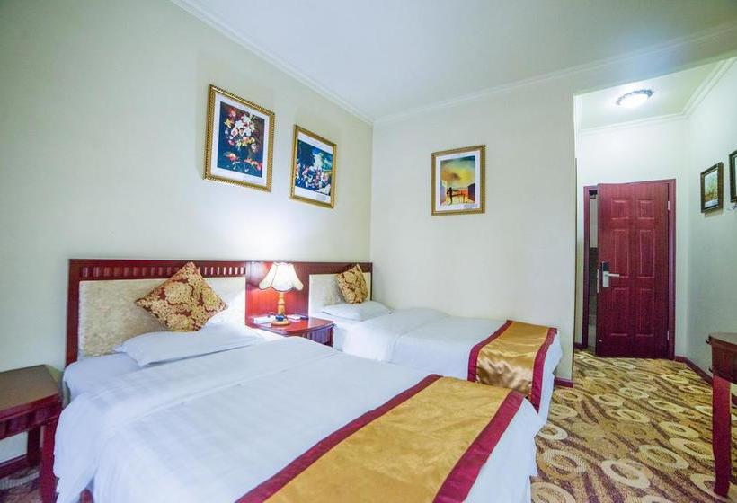 Отель Leshan Oughton Holiday Inn