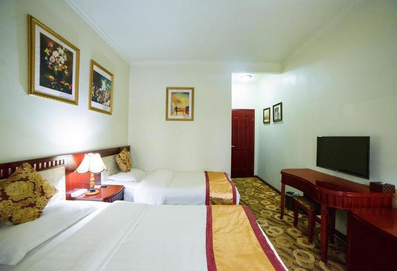 Отель Leshan Oughton Holiday Inn