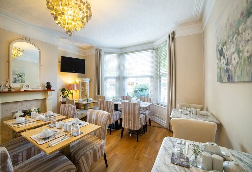 호텔 Lina Guest House